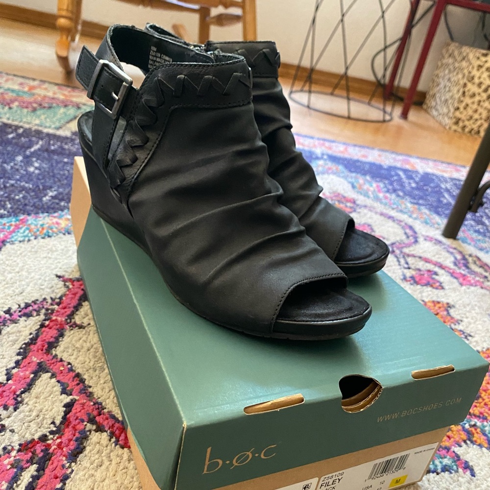 B.O.C. wedge sling back sandals